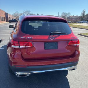 MERCEDES-BENZ GLC - 7