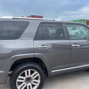 2011 Toyota 4RUNNER LIMITED — фото 9