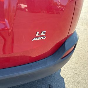 2015 Toyota RAV4 LE — фото 23