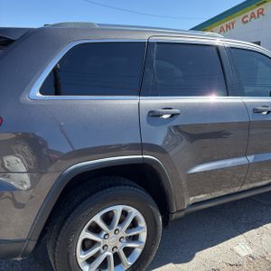 JEEP GRAND CHEROKEE LAREDO E - 9