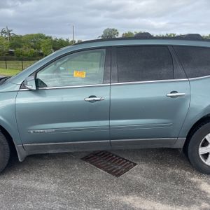 CHEVROLET TRAVERSE LT - 4