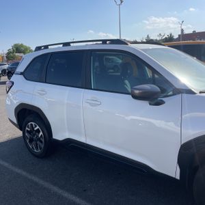 2026 Subaru FORESTER PREMIUM — миниатюра 11