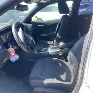 صورة مصغرة 32 لـ 2017 Dodge CHARGER SE