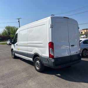 FORD TRANSIT 150 - 4