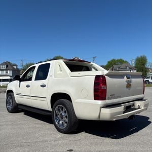 CHEVROLET AVALANCHE LTZ - 3