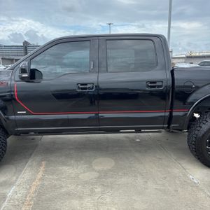 FORD F-150 LARIAT - 4