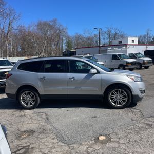 CHEVROLET TRAVERSE LT - 10