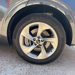 2026 Genesis GV70 2.5T STANDARD — миниатюра 18