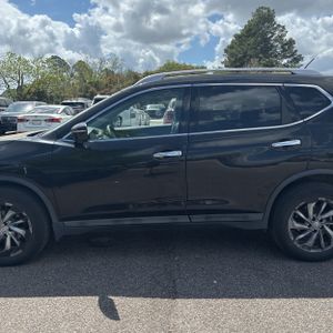 NISSAN ROGUE SL - 4