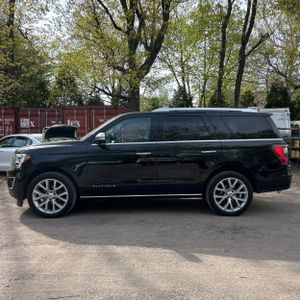 FORD EXPEDITION PLATINUM - 3