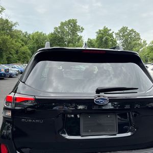 2025 Subaru FORESTER PREMIUM — миниатюра 23