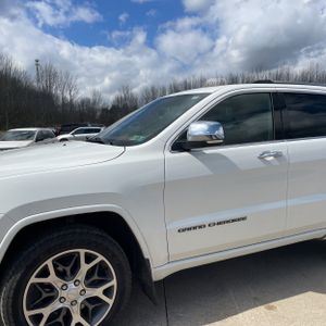 JEEP GRAND CHEROKEE OVERLAND - 2