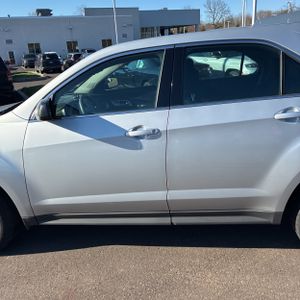 CHEVROLET EQUINOX LS - 4