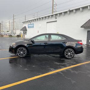 2014 Toyota COROLLA S PLUS photo 3