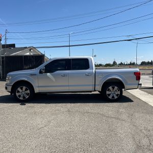 FORD F-150 PLATINUM - 3