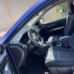 2017 Nissan ROGUE SV — миниатюра 31
