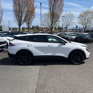 KIA SPORTAGE X-LINE - 10