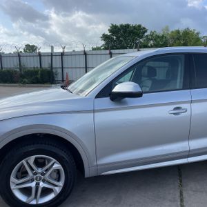 AUDI Q5 2.0T PREMIUM - 2