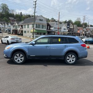 SUBARU OUTBACK PREMIUM - 3