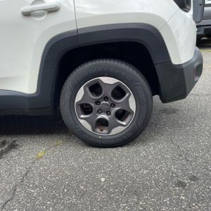 صورة 18 لـ 2015 JEEP RENEGADE LATITUDE