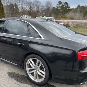 AUDI A8 4.0T SPORT - 6