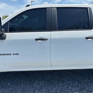 CHEVROLET SILVERADO 2500HD CUSTOM - 4