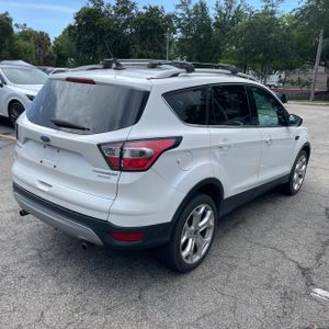 FORD ESCAPE TITANIUM - 8