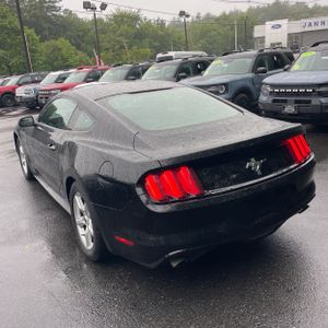 2015 FORD MUSTANG V6 — фото 5