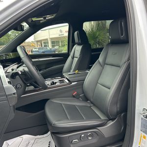 2026 Cadillac ESCALADE BASE 缩略图 32
