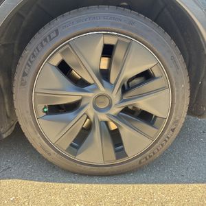 صورة مصغرة 18 لـ 2024 Tesla MODEL Y LONG RANGE