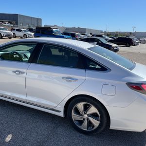 HYUNDAI SONATA HYBRID LIMITED - 6