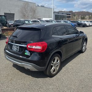 MERCEDES-BENZ GLA - 8