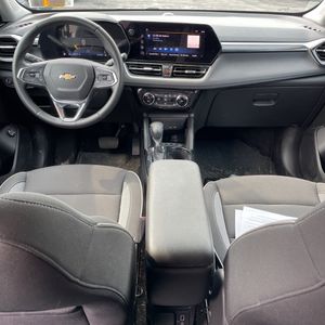 صورة مصغرة 36 لـ 2025 Chevrolet TRAILBLAZER LT