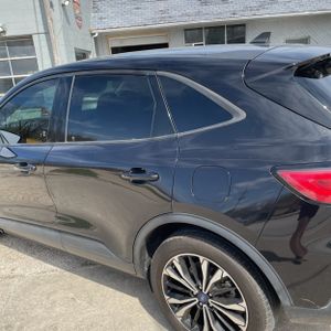 FORD ESCAPE HYBRID SE - 6