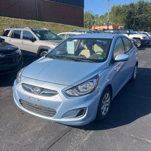 HYUNDAI ACCENT - 1