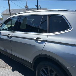 VOLKSWAGEN TIGUAN SE 4MOTION - 6