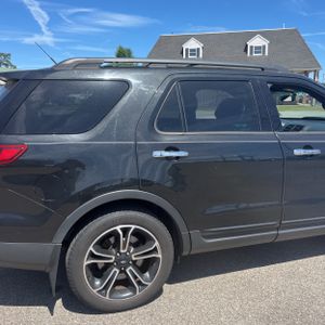 FORD EXPLORER SPORT - 9