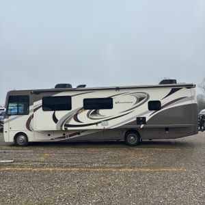 FORD F-53 MOTORHOME CHASSIS - 3