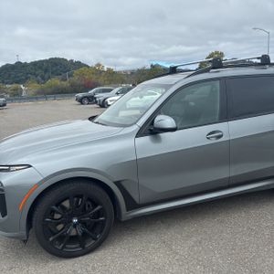 صورة 2 لـ 2024 BMW X7 M60I