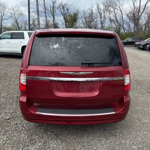 CHRYSLER TOWN & COUNTRY TOURING - 7