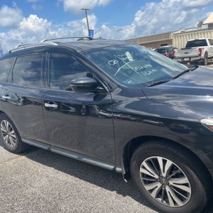 2017 Nissan PATHFINDER SV 缩略图 13
