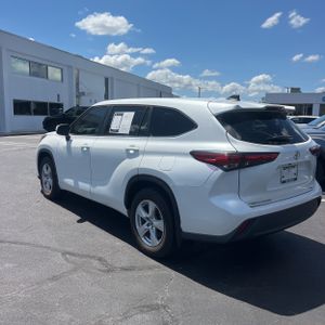 2023 Toyota HIGHLANDER LE 照片 5