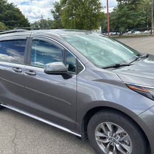 2023 Toyota SIENNA LE 8-PASSENGER 照片 13