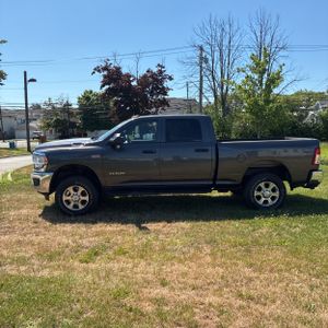صورة 3 لـ 2021 RAM 2500 TRADESMAN