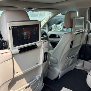 2017 Chrysler PACIFICA LIMITED — миниатюра 39