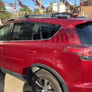 صورة 6 لـ 2018 Toyota RAV4 XLE