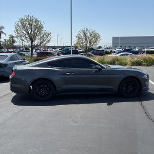 FORD MUSTANG ECOBOOST - 10