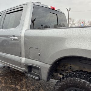 FORD F-250 SUPER DUTY LARIAT - 6