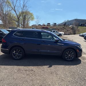 VOLKSWAGEN TIGUAN SE 4MOTION - 10
