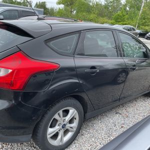 FORD FOCUS SE - 7